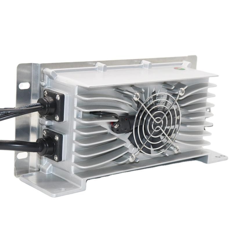 蓄电池充电器60V 72V 1.4KW车载充电器
